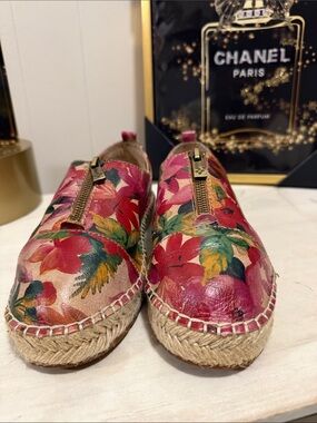 Patricia Nash Floral Zip Leather Espadrilles in Red and Green